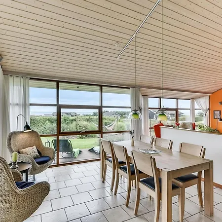 Mervi - 300m To The Fjord By Interhome *
