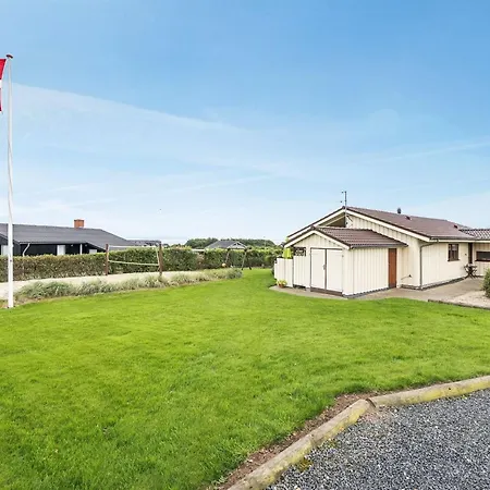 Mervi - 300m To The Fjord By Interhome *