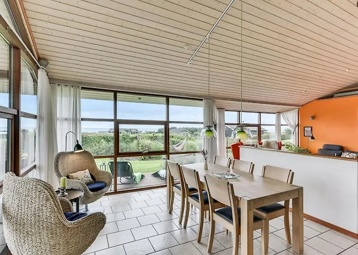Mervi - 300m To The Fjord By Interhome *